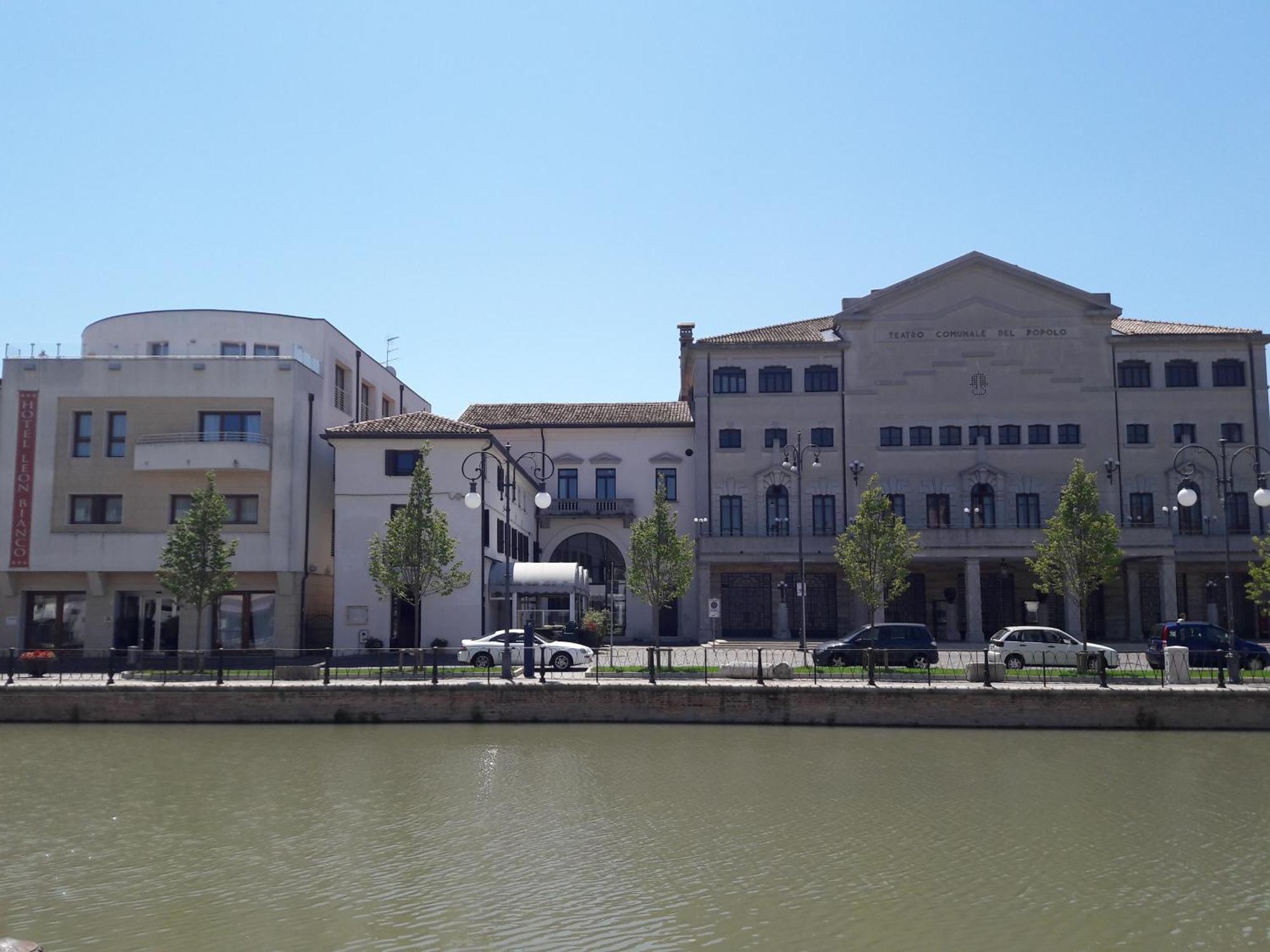 Leon Bianco Hotel 3*