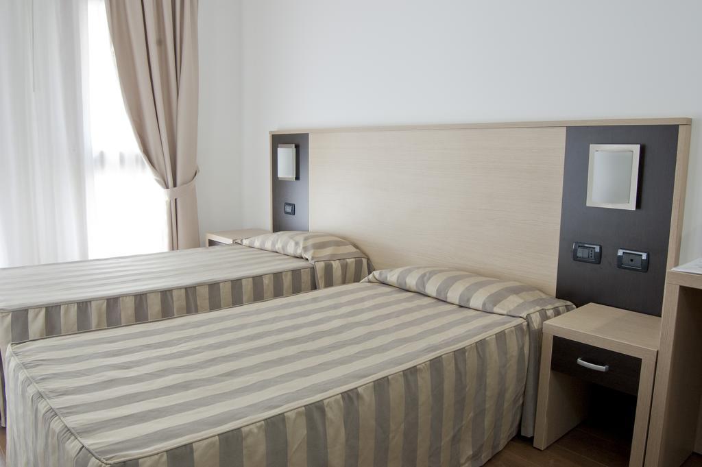 Hotel Leon Bianco Adria